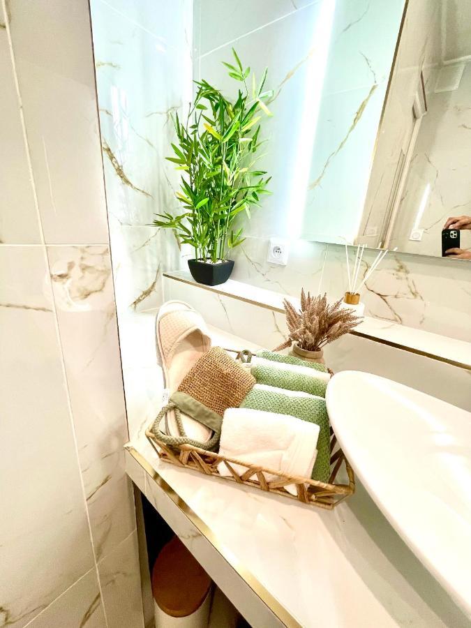 Spacious Loft, Duplex, Old Town, 3 Bedrooms - Easy Check-In Ніцца Екстер'єр фото